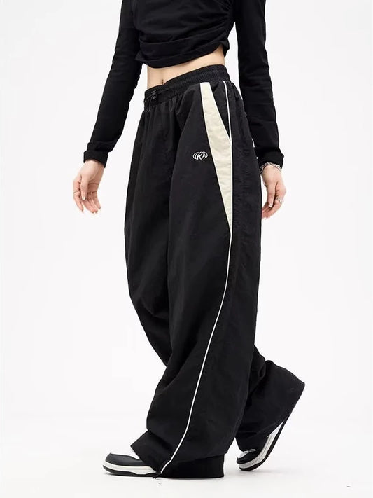 Women's baggy Pants with Drawstring - Urban and Comfortable Style